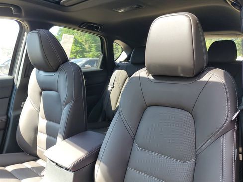 New 2025 MAZDA CX-5 Signature image 13