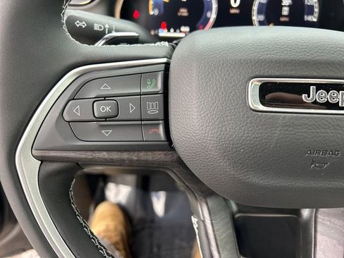 New 2026 Jeep Grand Cherokee Limited image 12