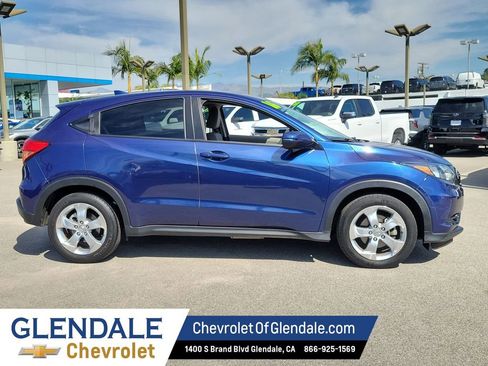Used 2016 Honda HR-V EX image 11