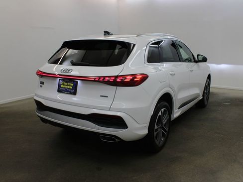 New 2026 Audi Q5 Premium AWD/4WD image 5