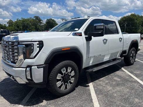 New 2026 GMC Sierra 2500 Denali AWD/4WD image 21