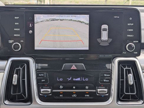 Certified 2023 Kia Sorento S image 25