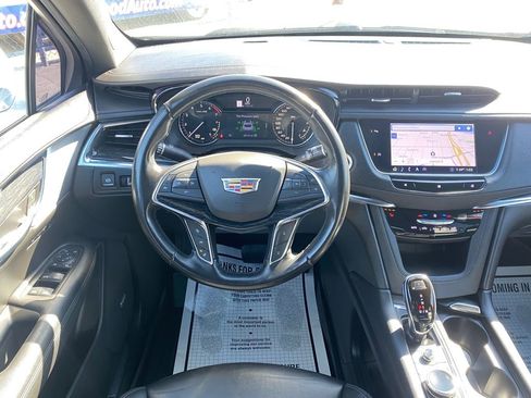 Used 2020 Cadillac XT5 Premium Luxury image 21