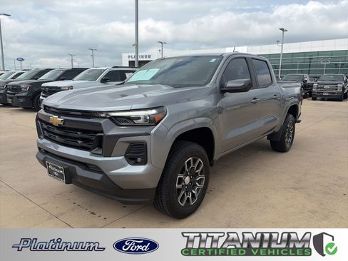 Used 2024 Chevrolet Colorado LT w/ LT Convenience Package III image 1