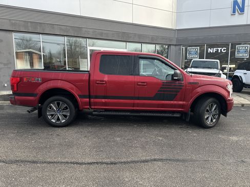 Used 2018 Ford F150 XLT w/ Equipment Group 302A Luxury image 12
