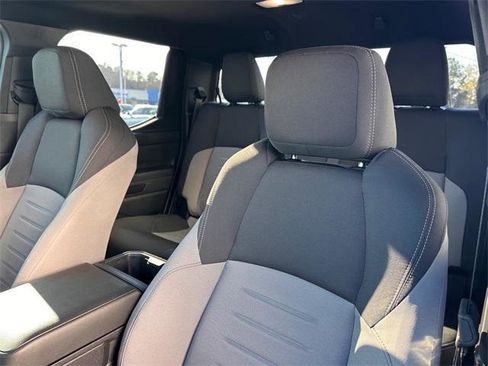 Certified 2024 Toyota Tacoma TRD Off-Road image 15