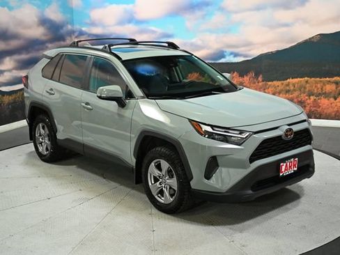 Used 2022 Toyota RAV4 XLE w/ Convenience Package AWD/4WD image 1