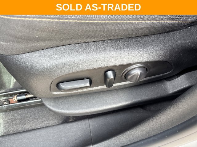 Used 2019 Chevrolet Equinox LT FWD image 12
