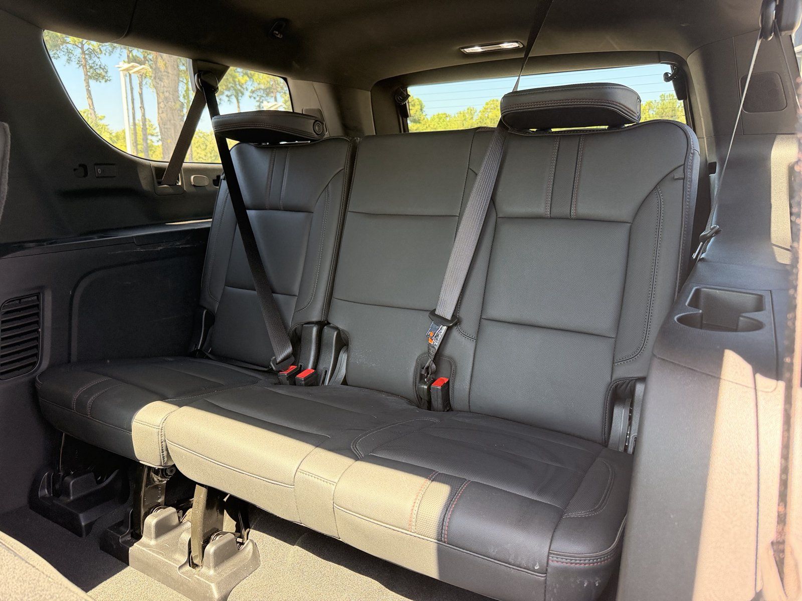 Used 2026 Chevrolet Suburban RST w/ Sun And Tow Package AWD/4WD image 28