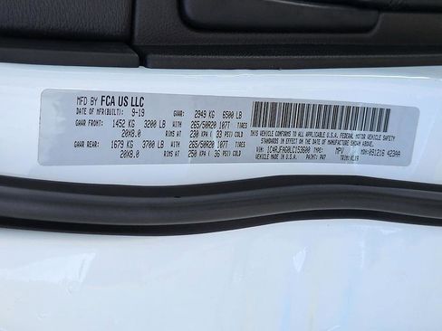 Used 2020 Jeep Grand Cherokee Altitude AWD/4WD image 40