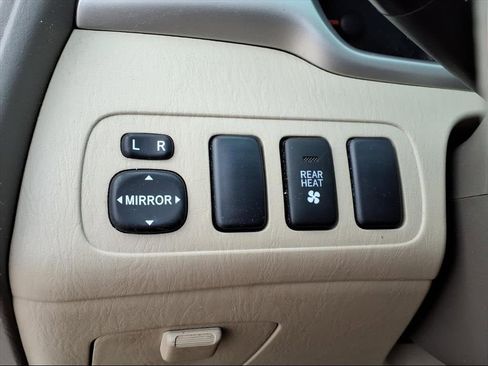 Used 2007 Toyota Highlander V6 image 16