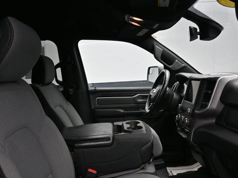 Used 2021 RAM 1500 Big Horn image 9