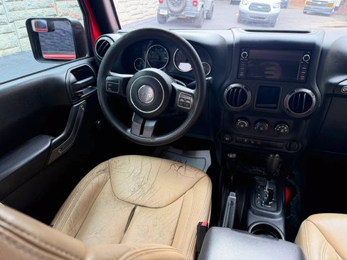 Used 2016 Jeep Wrangler Unlimited Sport w/ Max Tow Package AWD/4WD image 11