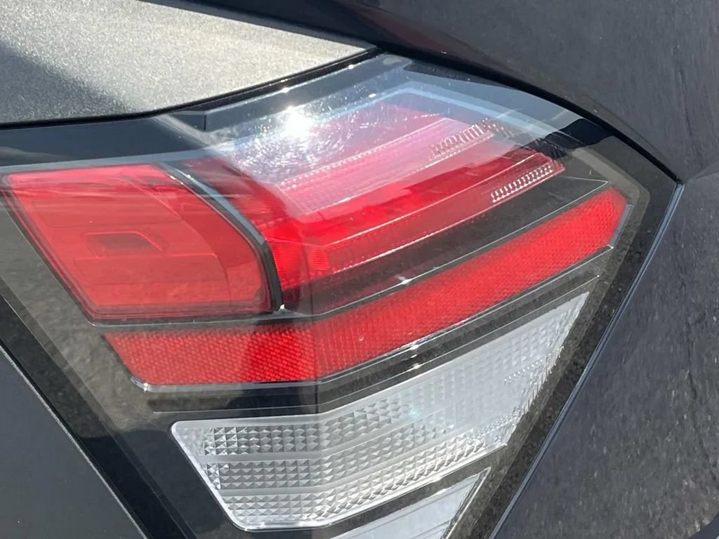 Used 2024 Hyundai Kona SEL FWD image 10