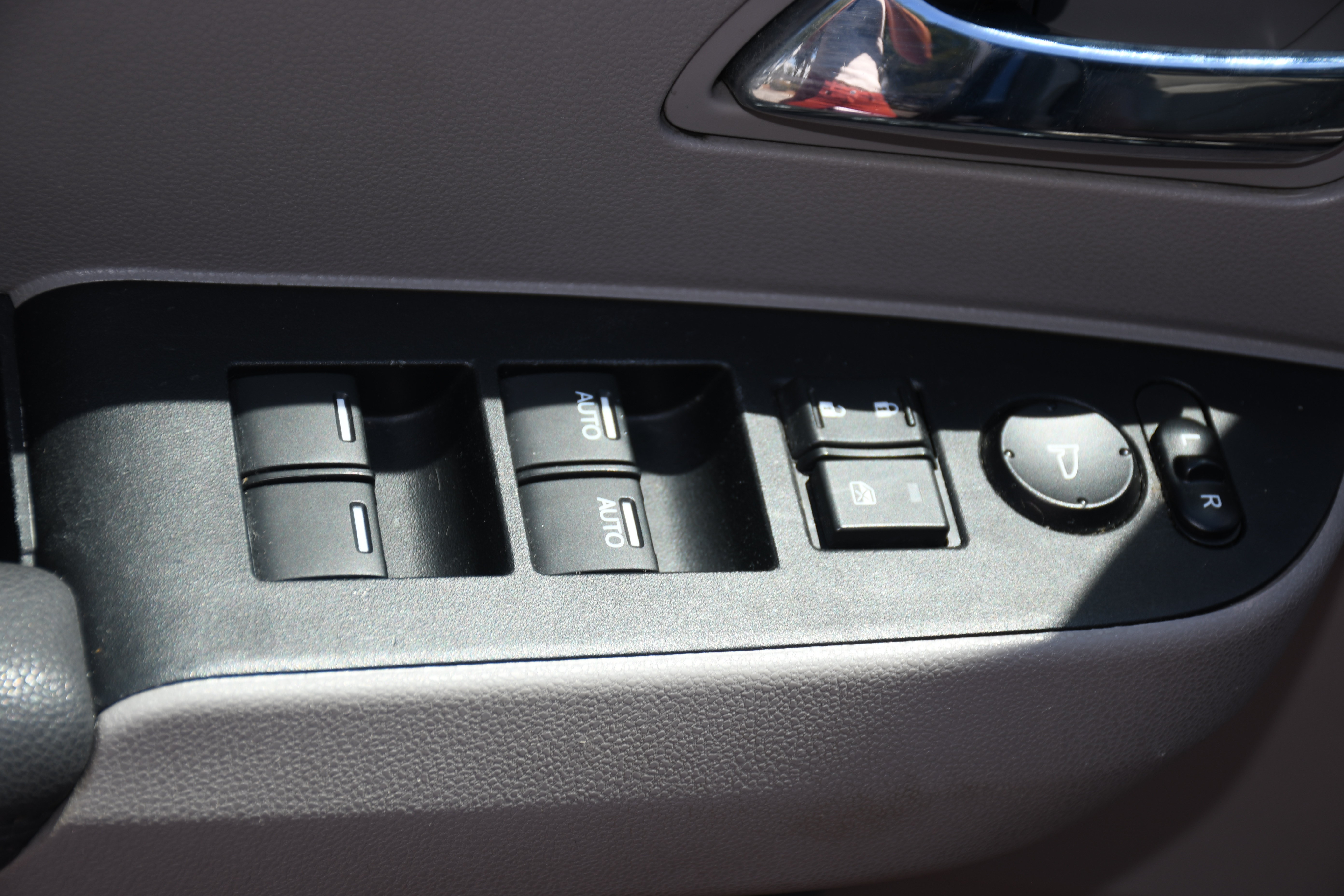 Used 2017 Honda Odyssey EX-L image 11