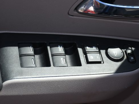 Used 2017 Honda Odyssey EX-L image 11