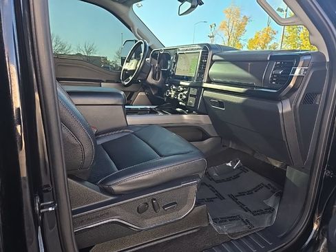 Used 2023 Ford F350 Lariat w/ Sport Appearance Package AWD/4WD image 30
