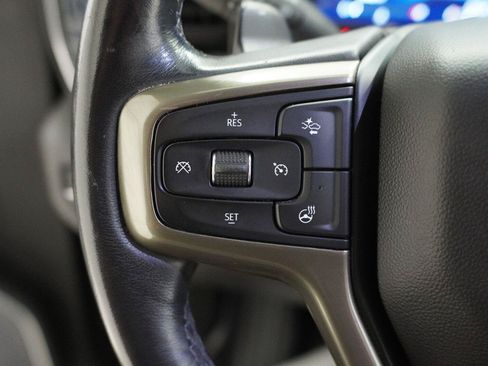 Used 2023 Chevrolet Silverado 1500 High Country w/ Technology Package AWD/4WD image 8