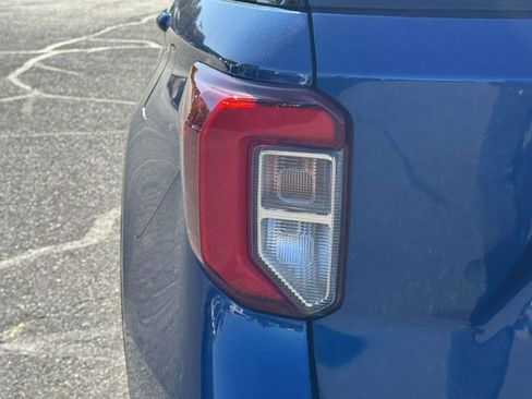 Used 2022 Ford Explorer ST w/ ST High-Performance Pack image 7