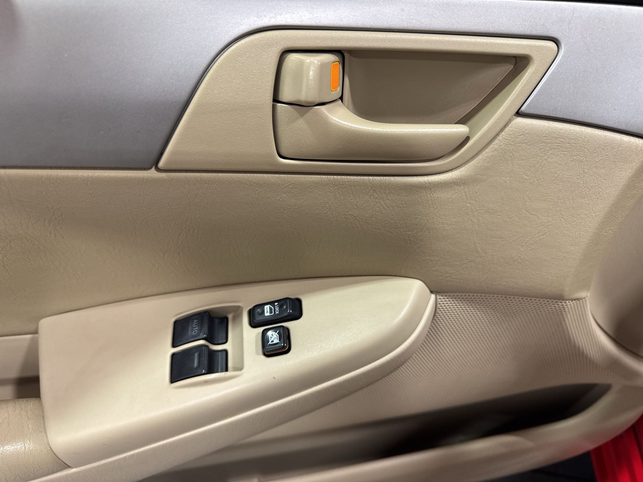 Used 2008 Toyota Solara SE FWD image 39