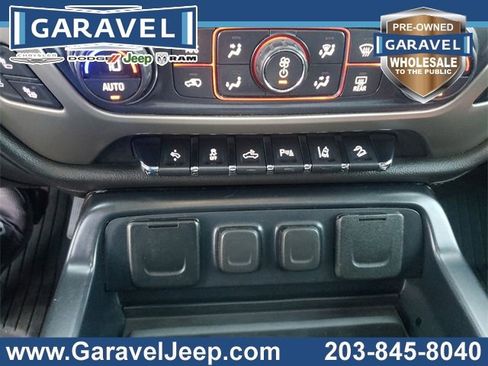 Used 2016 GMC Sierra 2500 Denali w/ Driver Alert Package image 34