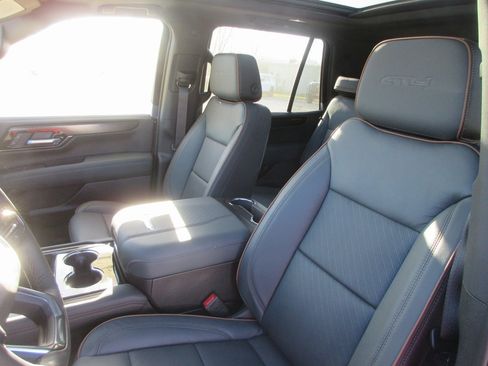 New 2026 GMC Yukon AT4 image 12