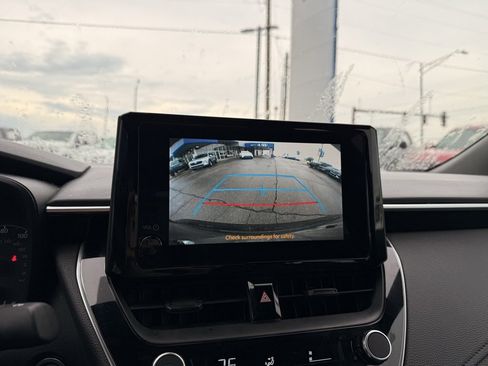 Used 2024 Toyota Corolla SE image 16