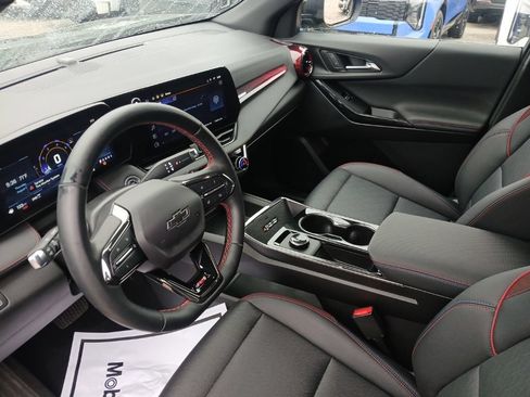Used 2025 Chevrolet Equinox RS AWD/4WD image 15