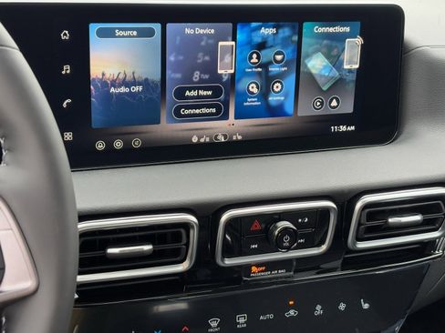 New 2026 Nissan Sentra SV image 25