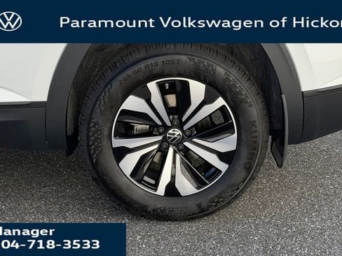 New 2026 Volkswagen Atlas Cross Sport SE AWD/4WD image 3