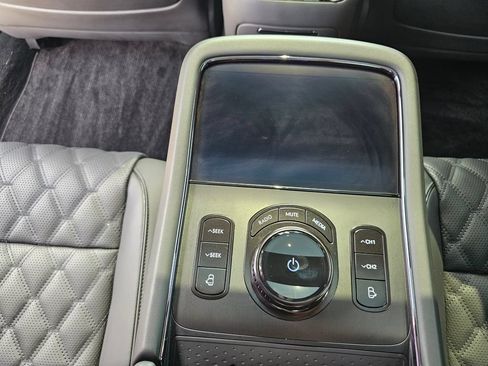 Used 2026 Genesis G90 3.5T Prestige AWD/4WD image 40
