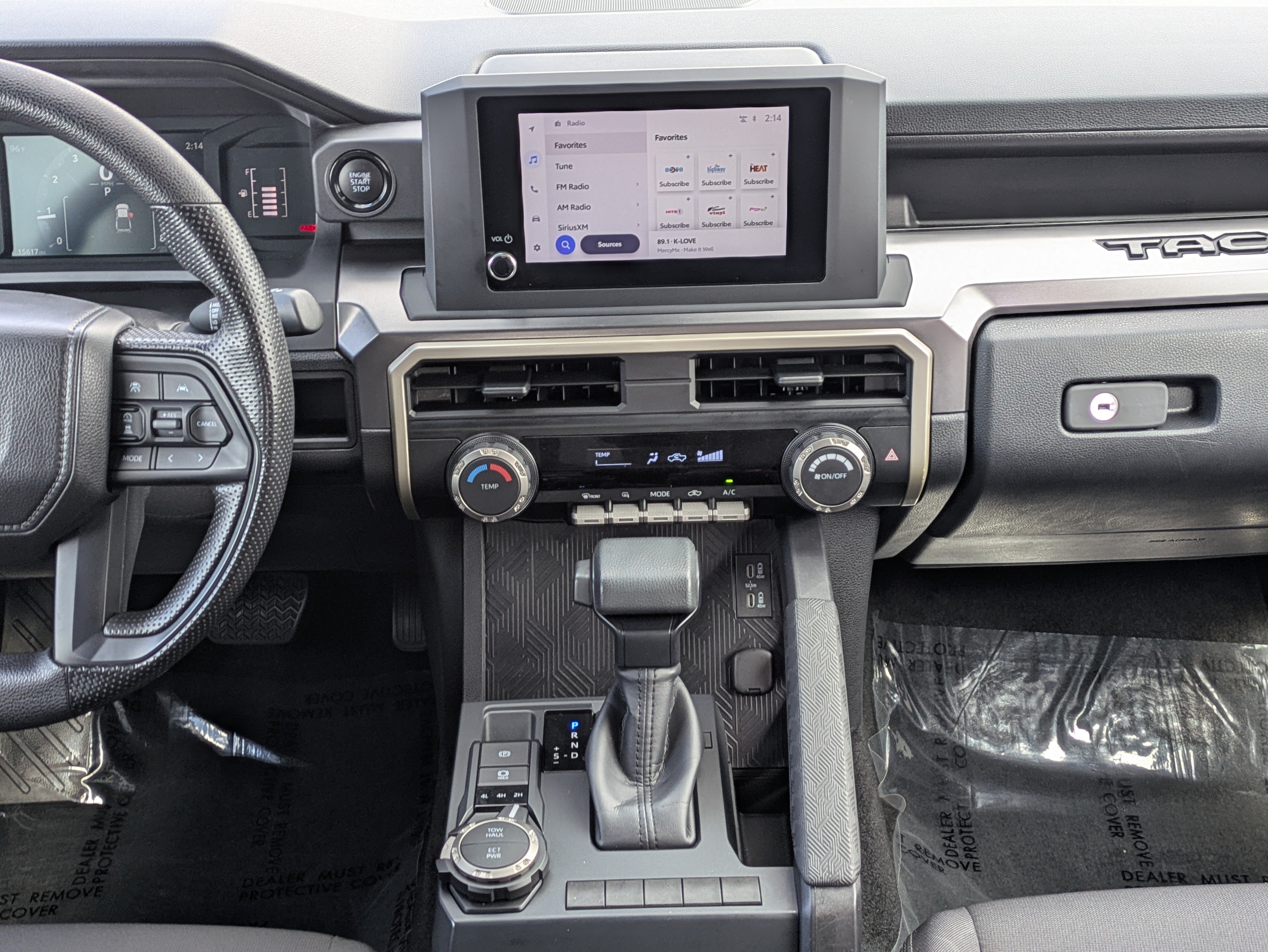 Used 2025 Toyota Tacoma SR5 AWD/4WD image 16
