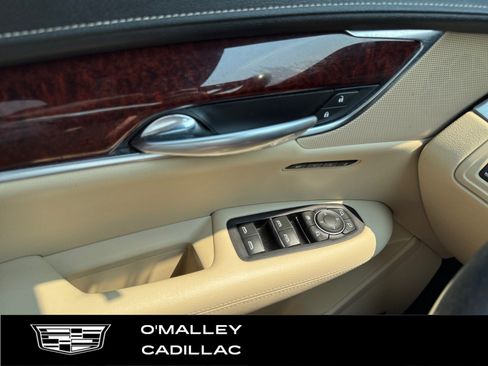 Used 2019 Cadillac XT5 Premium Luxury AWD/4WD image 19