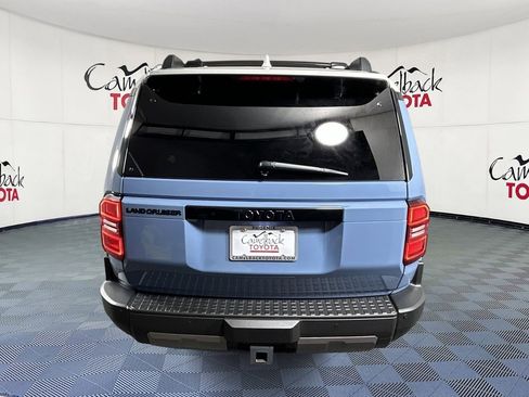 Used 2024 Toyota Land Cruiser image 6