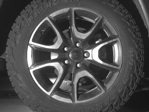 Used 2025 Jeep Compass Trailhawk AWD/4WD image 18