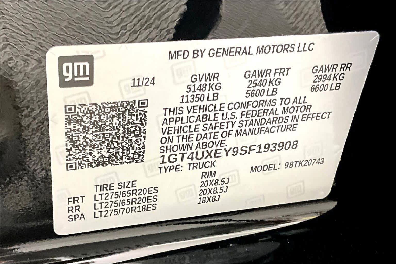 Certified 2025 GMC Sierra 2500 Denali Ultimate AWD/4WD image 33