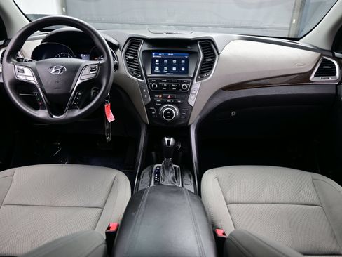 Used 2017 Hyundai Santa Fe Sport FWD image 15
