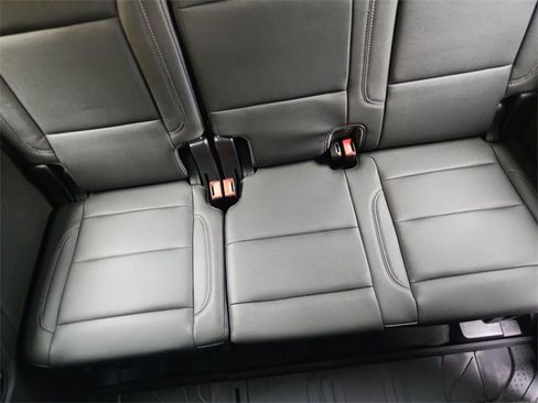 Certified 2024 Chevrolet Tahoe Z71 w/ Luxury Package image 36