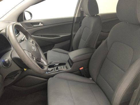 Used 2019 Hyundai Tucson SE image 17