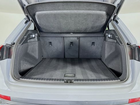 Used 2023 Audi Q4 e-tron Premium Plus w/ Premium Plus image 27