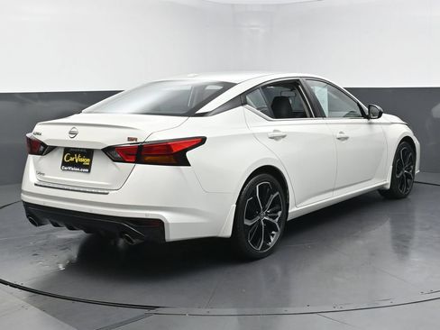 Used 2023 Nissan Altima 2.5 SR FWD image 5