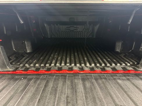 Certified 2023 Chevrolet Silverado 1500 LT image 24