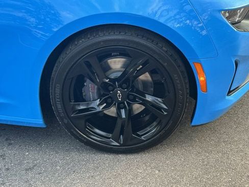Used 2022 Chevrolet Camaro LT w/ RS Package image 14