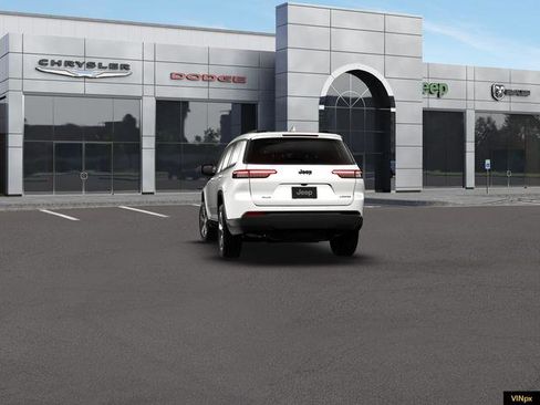 New 2026 Jeep Grand Cherokee L Limited AWD/4WD image 13