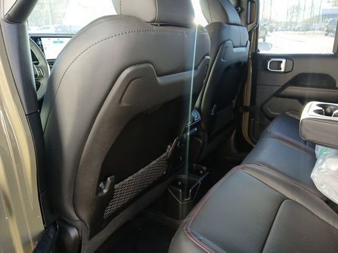 New 2026 Jeep Gladiator Rubicon image 18