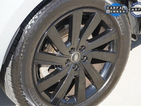 Used 2023 Land Rover Range Rover SE image 11