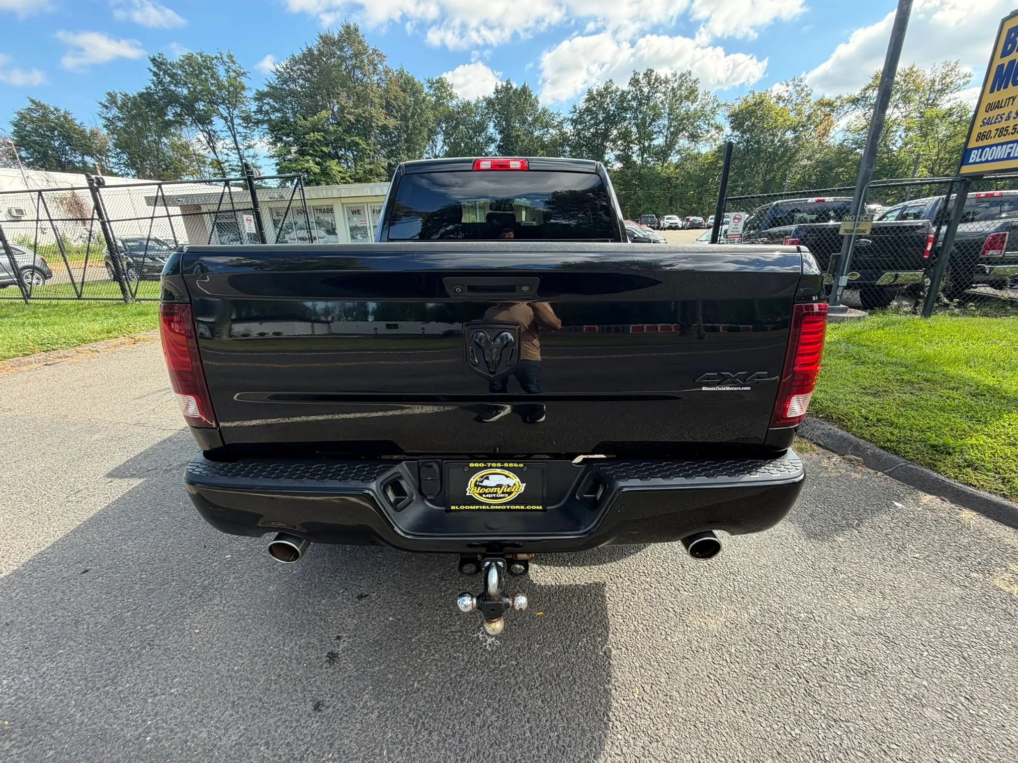 Used 2015 RAM 1500 Express w/ Black Ram 1500 Express Group AWD/4WD image 5