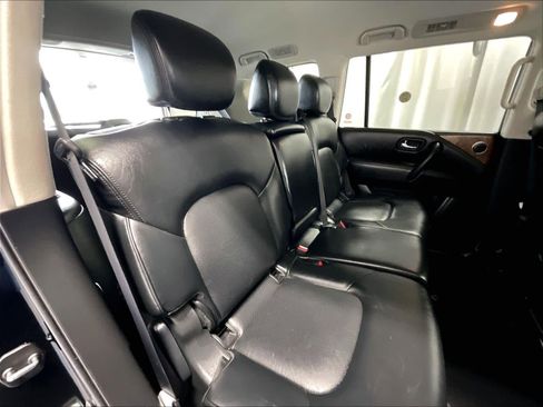 Used 2024 Nissan Armada SL image 16