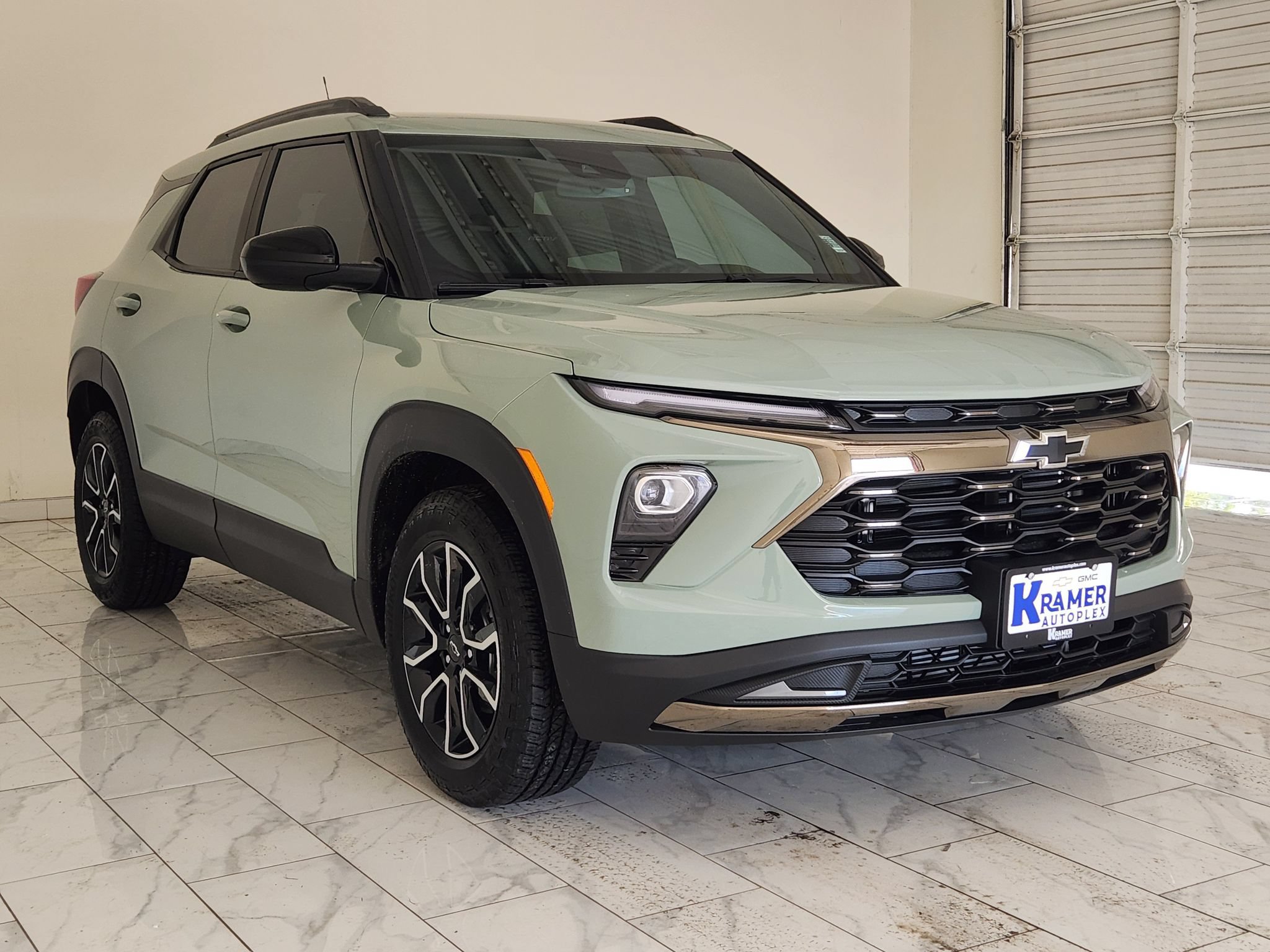 New 2026 Chevrolet TrailBlazer ACTIV w/ Convenience Package FWD image 3