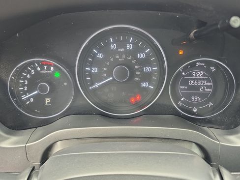 Used 2022 Honda HR-V LX image 24